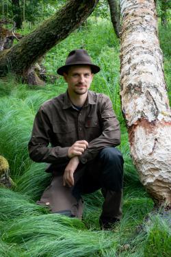 Andreas Rückerl unterstützt die Forschung im Nationalpark ehrenamtlich beim Monitoring seltener Arten. (Fotos: Andreas Rückerl)